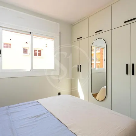 Apartment Comodo Cerca De Park Gueell