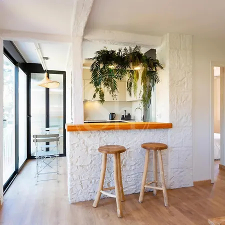 Apartment Comodo Cerca De Park Gueell